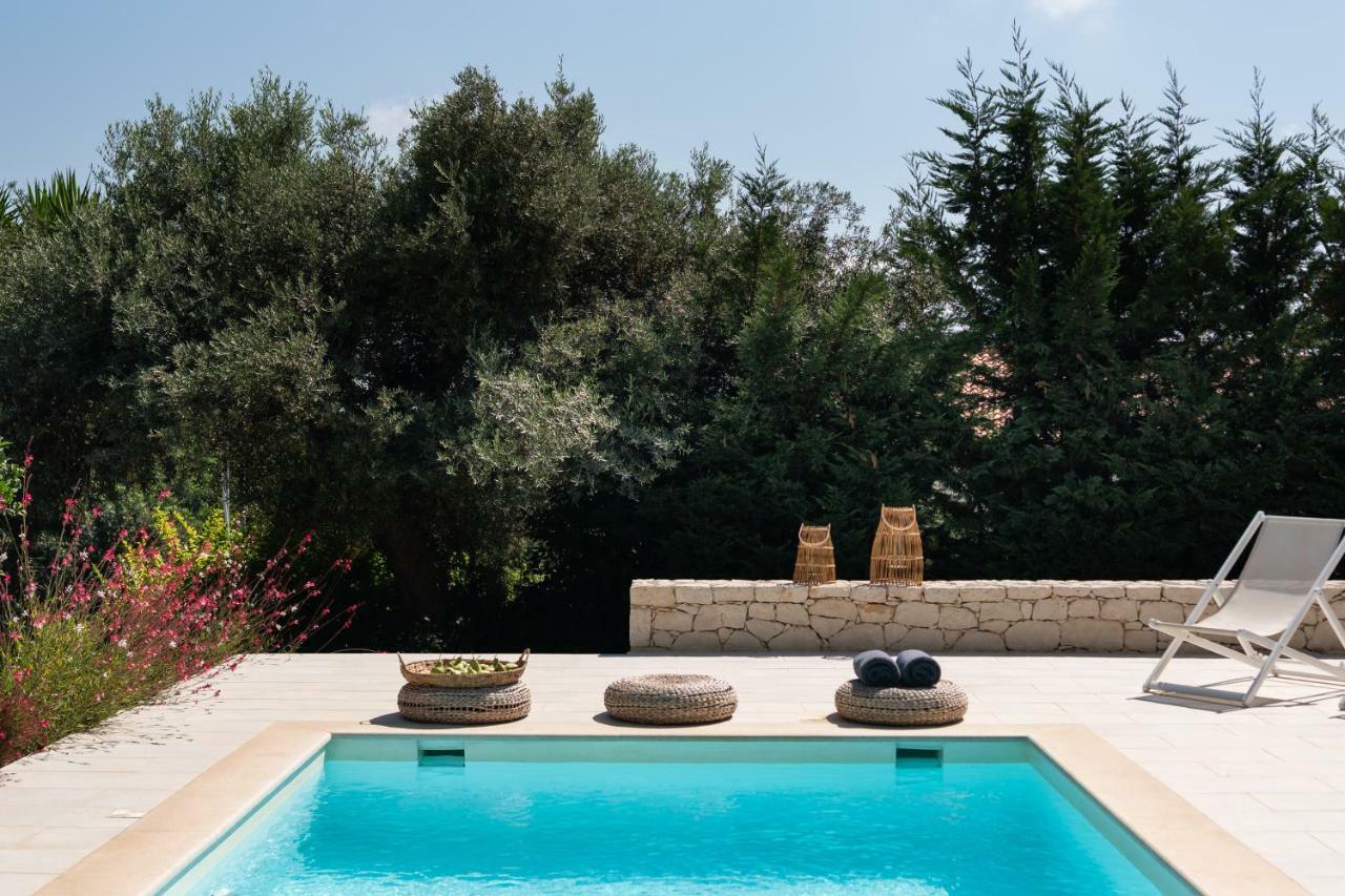 Levantes Luxury Home - Nature Inspired, Pool & Bbq, By Thinkvilla Prinés 외부 사진